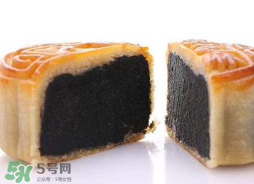 黑芝麻月饼好吃吗?,黑芝麻馅月饼