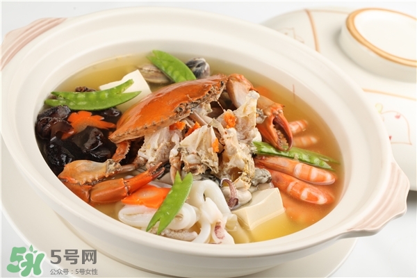 洗好的螃蟹可以放冰箱吗,洗干净的螃蟹可以放冰箱保存吗