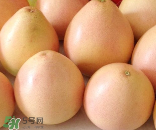 三红蜜柚的功效,三红柚功效作用 三红蜜柚的功效,三红柚功效作用