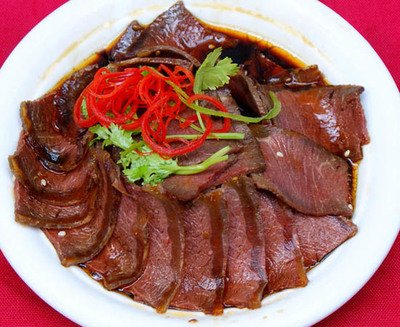 卤牛肉切开后松散,卤牛肉怎么不会切散的窍门 卤牛肉切开后松散,卤牛肉怎么不会切散的窍门