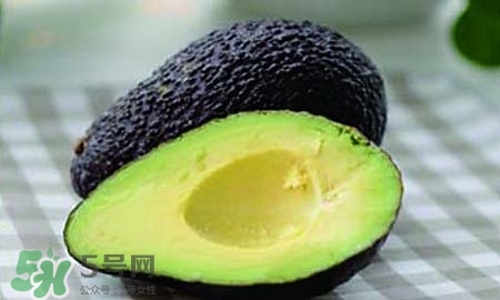 女人吃牛油果对子宫好吗,吃牛油果对子宫好吗?