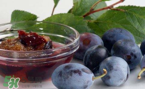 一岁宝宝可以吃西梅吗,8个月宝宝可以吃西梅吗