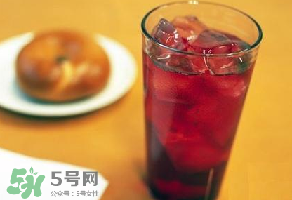 西梅汁为什么能治便秘,西梅汁怎么喝治便秘