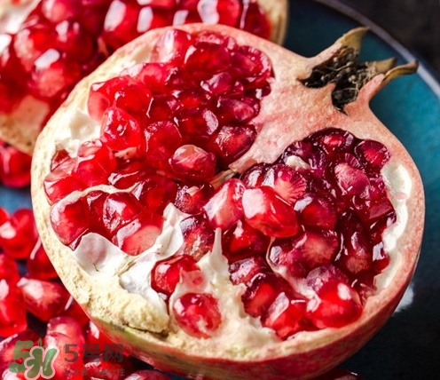 突尼斯软籽石榴多少钱一斤,突尼斯软籽石榴产地哪里的最好吃