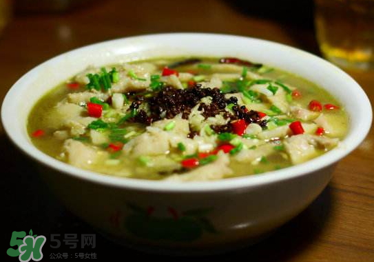 用黑鱼做酸菜鱼怎么做,黑鱼做酸菜鱼