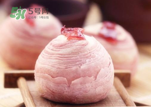 蛋黄酥开裂的原因,蛋黄酥是什么原因