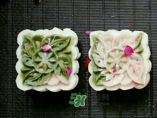 冰皮月饼预拌粉粘手怎么办,冰皮月饼没有粘米粉怎么做 冰皮月饼预拌粉粘手怎么办,冰皮月饼没有粘米粉怎么做