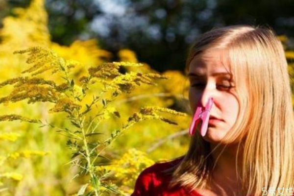 如何缓解鼻炎(如何缓解鼻炎鼻塞症状)