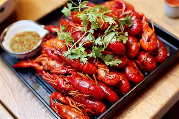 乳胶床垫能促进睡眠吗(乳胶床垫能改善睡眠吗)