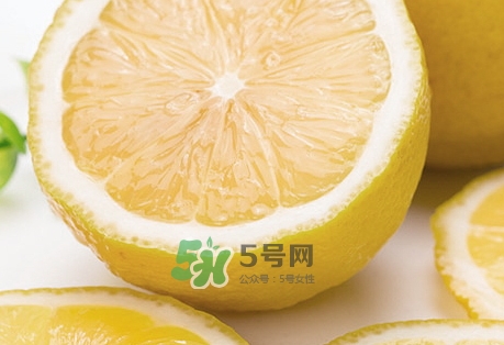 柠檬不能和什么一起吃吗,柠檬不能和什么一起吃,柠檬和什么相克 柠檬不能和什么一起吃吗,柠檬不能和什么一起吃,柠檬和什么相克