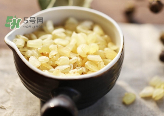 皂角米能减肥吗,桃胶雪燕皂角米能减肥吗