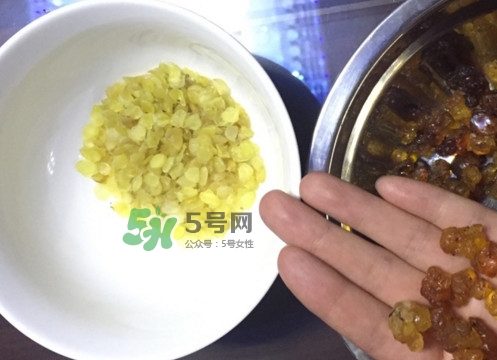 吃皂角米会过敏吗,皂角米有激素吗