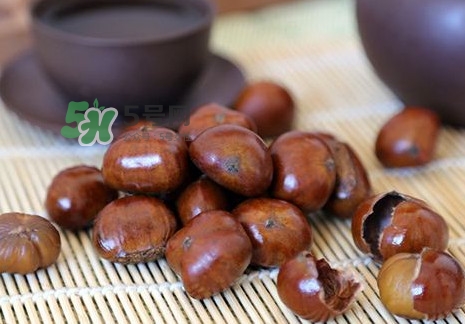 坐月子能吃红枣吗,坐月子可以吃板栗吗母乳喂养