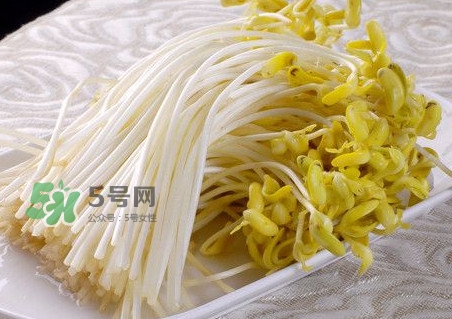 豆芽有绿叶了可以吃吗,豆芽长绿叶子还能吃吗