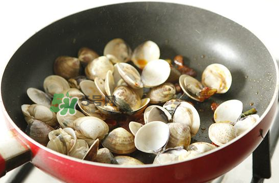 花蛤要焯水吗?,花蛤焯水多长时间