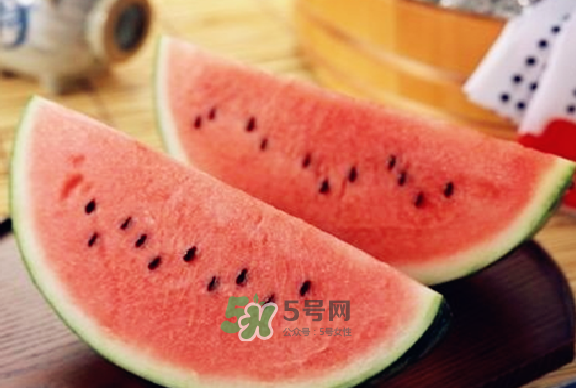 西瓜和绿豆可以一起吃吗,南瓜和绿豆能一起吃吗