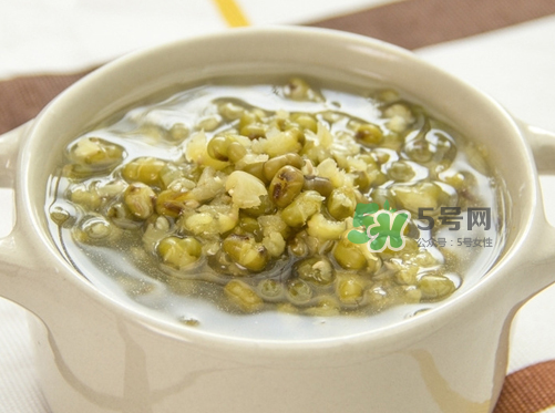 喝完啤酒可以喝绿豆汤吗?,喝啤酒能喝绿豆汤吗