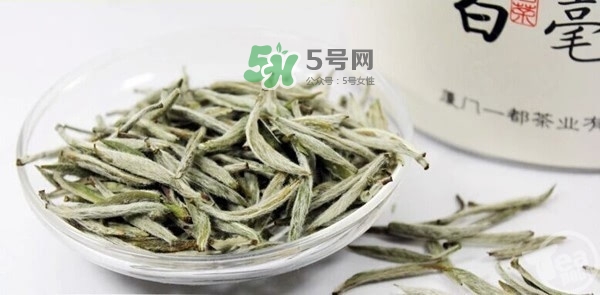 白茶适合哪些人喝,白茶适合什么样的人喝