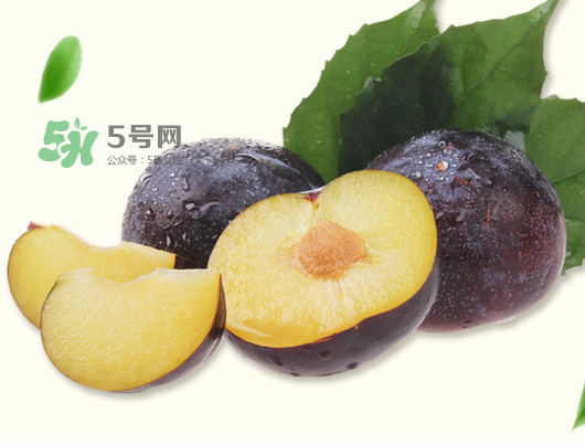 黑布林不能和什么一起吃,核桃苹果能不能一起吃