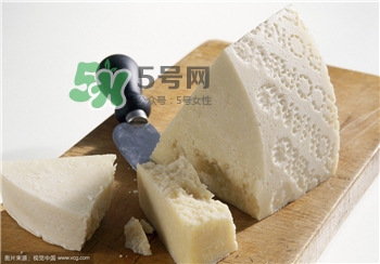 驼乳奶粉的功效和作用,羊奶粉的十大作用和功效 驼乳奶粉的功效和作用,羊奶粉的十大作用和功效