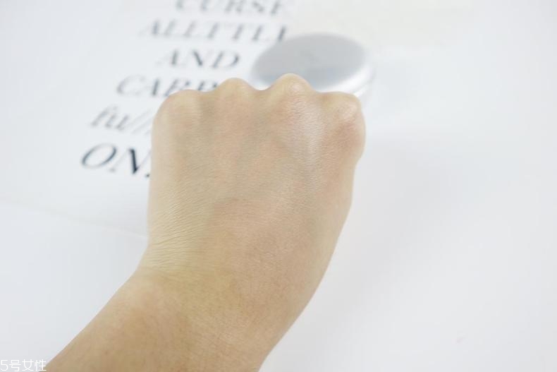 为什么要戴护目镜(滑雪为什么要戴护目镜)