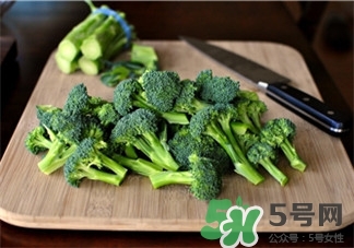 西蓝花是蔬菜吗,花菜是西蓝花吗 西蓝花是蔬菜吗,花菜是西蓝花吗