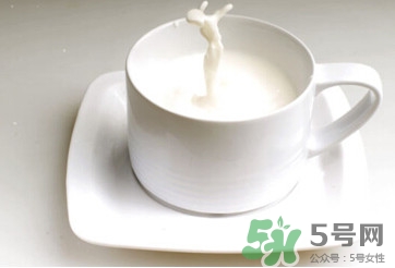 巴氏奶是纯牛奶吗,巴氏奶和纯牛奶区别