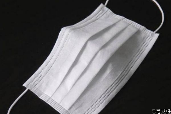 一次性口罩有保质期吗(一次性口罩有保质期吗?)