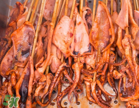 铁板鱿鱼多少钱一串,铁板鱿鱼多少钱一份