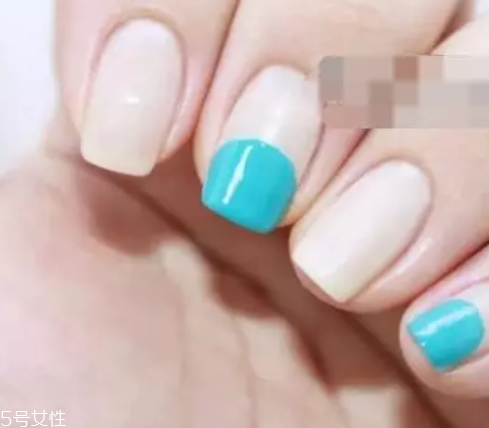 珍珠粉可以直接涂脸上吗(蜂蜜和珍珠粉可以直接涂脸上吗)