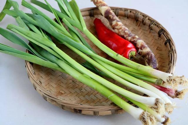 蒜苗含有什么营养成分,蒜苗的营养