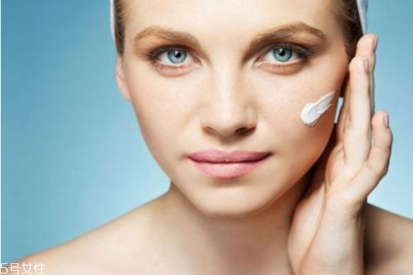 妆前乳的作用和功能,妆前乳的作用和用法