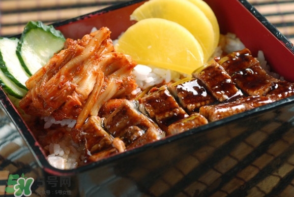 日式鳗鱼饭怎么吃,鳗鱼饭怎么吃