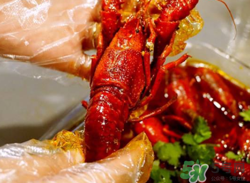 麻辣小龙虾可以隔夜吗,麻辣小龙虾能隔夜吃吗