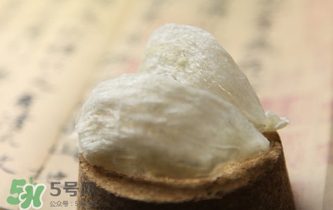 马来西亚的燕窝一般多少钱一克,马来西亚燕窝多少钱一克合理