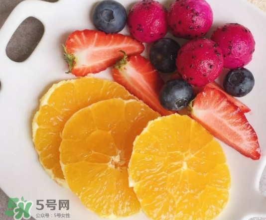 蓝莓和橙子能一起吃吗?,蓝莓可以和橙一起吃吗