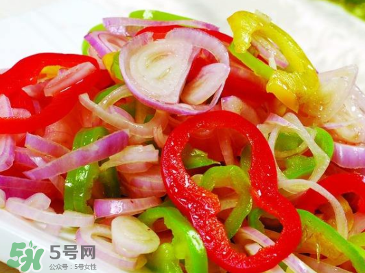 辣椒可以和洋葱一起炒吗,洋葱和菜椒可以一起炒吗