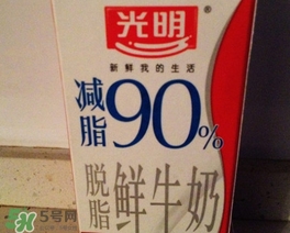 脱脂牛奶都有哪些,牛奶全脂和脱脂有什么区别