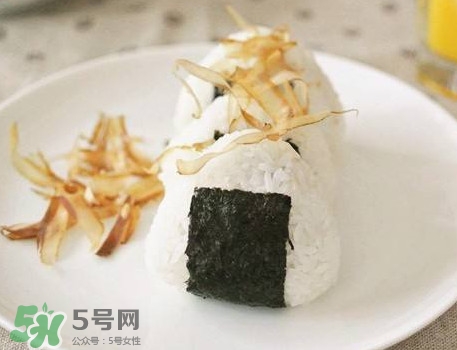 木鱼花是什么东西做的,木鱼花是什么东西 木鱼花是什么东西做的,木鱼花是什么东西