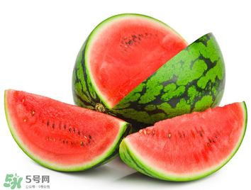 西瓜怎么催熟,催熟的西瓜对人体有害吗 西瓜怎么催熟,催熟的西瓜对人体有害吗