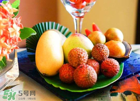 油桃可以和荔枝一起吃吗?,核桃和荔枝可以一起吃吗