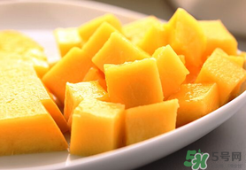 杨梅和芒果能一起吃吗?,芒果可以跟杨桃一起同吃吗?