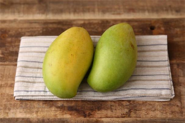 青芒为啥一直特别硬,青芒是硬的吗