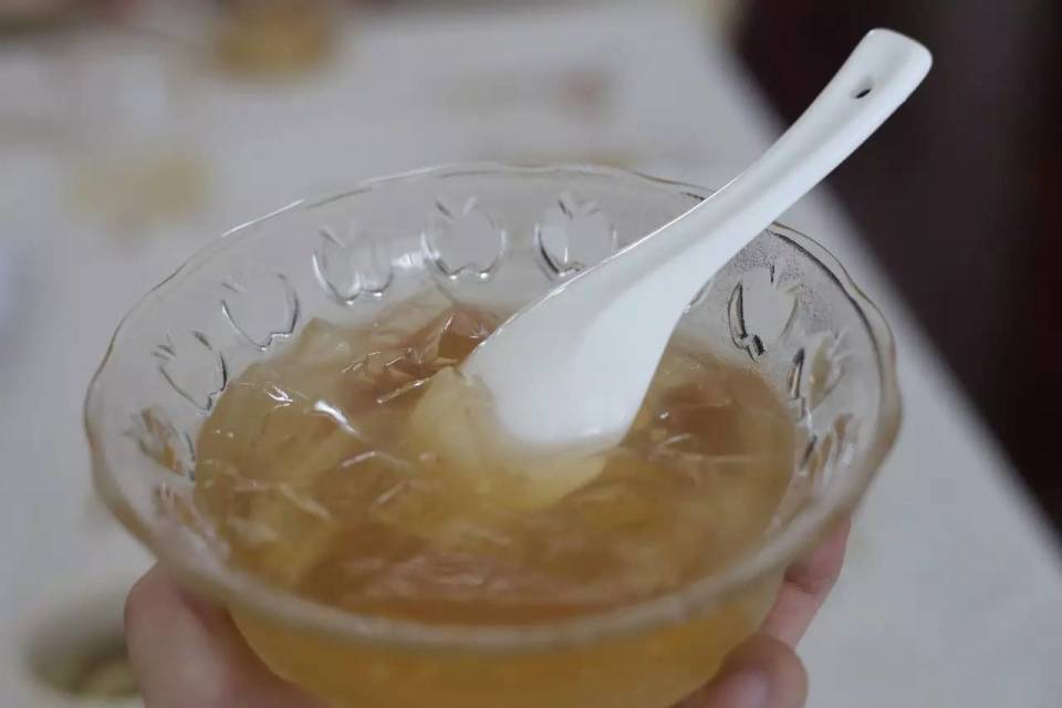 爱玉冻是啥,爱玉冻粉的做法 爱玉冻是啥,爱玉冻粉的做法