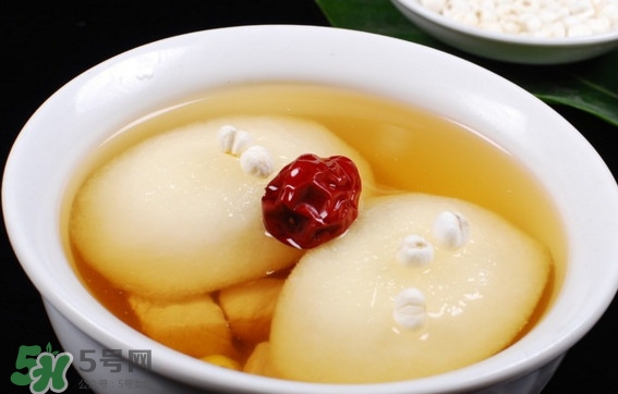 川贝炖雪梨的正确做法川贝放多少,川贝炖雪梨放多少克