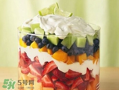 水果沙拉放冰箱可以放多久,水果沙拉吃不完可以放冰箱吗