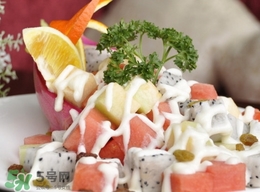 沙拉水果有哪些食材,做水果沙拉都需要什么材料 沙拉水果有哪些食材,做水果沙拉都需要什么材料