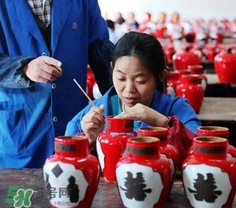 花雕酒是什么做的,花雕酒是做什么用的 花雕酒是什么做的,花雕酒是做什么用的