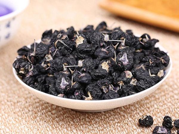 黑枸杞为什么不能用开水泡?,黑枸杞不可以用开水泡吗