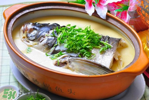 小黄鱼怎么炖汤好喝不腥,小黄鱼怎么炖汤好吃